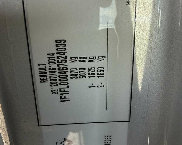 Серый Рено Трафик, объемом двигателя 2 л и пробегом 205 тыс. км за 25700 $, фото 31 на Automoto.ua