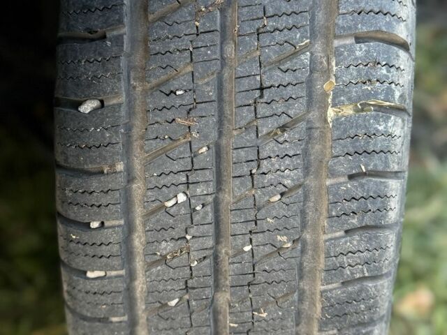 Серый Рено Трафик, объемом двигателя 2 л и пробегом 146 тыс. км за 28500 $, фото 19 на Automoto.ua