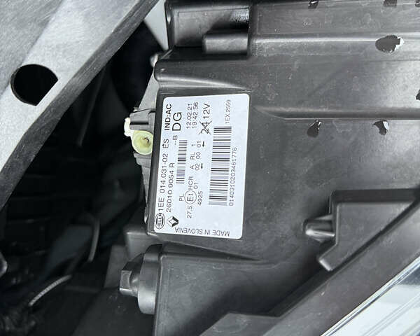 Серый Рено Трафик, объемом двигателя 2 л и пробегом 210 тыс. км за 24300 $, фото 21 на Automoto.ua