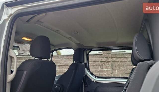 Серый Рено Трафик, объемом двигателя 2 л и пробегом 204 тыс. км за 24300 $, фото 21 на Automoto.ua