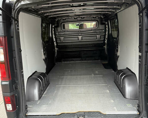 Сірий Рено Трафік, об'ємом двигуна 2 л та пробігом 219 тис. км за 21999 $, фото 41 на Automoto.ua