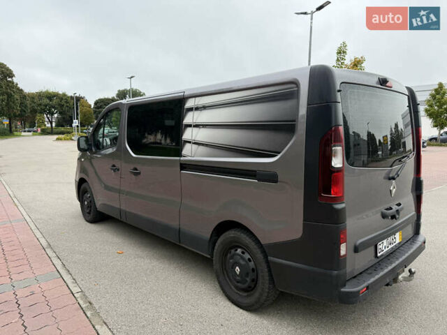 Сірий Рено Трафік, об'ємом двигуна 2 л та пробігом 219 тис. км за 21999 $, фото 3 на Automoto.ua