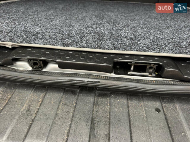 Серый Рено Трафик, объемом двигателя 2 л и пробегом 93 тыс. км за 25999 $, фото 28 на Automoto.ua