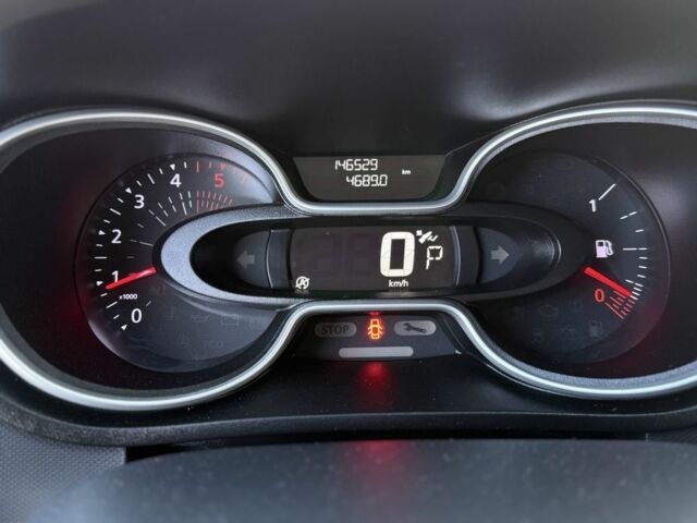 Серый Рено Трафик, объемом двигателя 2 л и пробегом 146 тыс. км за 28500 $, фото 14 на Automoto.ua