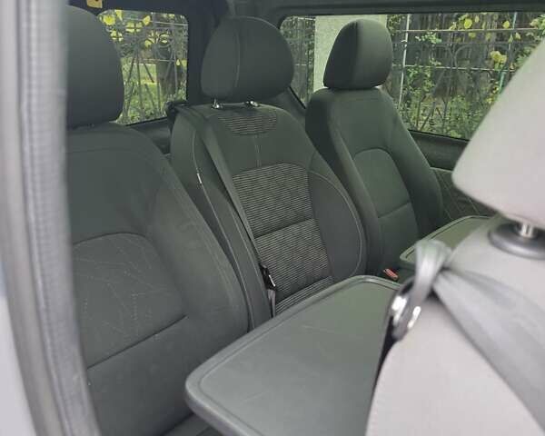 Серый Рено Трафик, объемом двигателя 2 л и пробегом 203 тыс. км за 23500 $, фото 46 на Automoto.ua