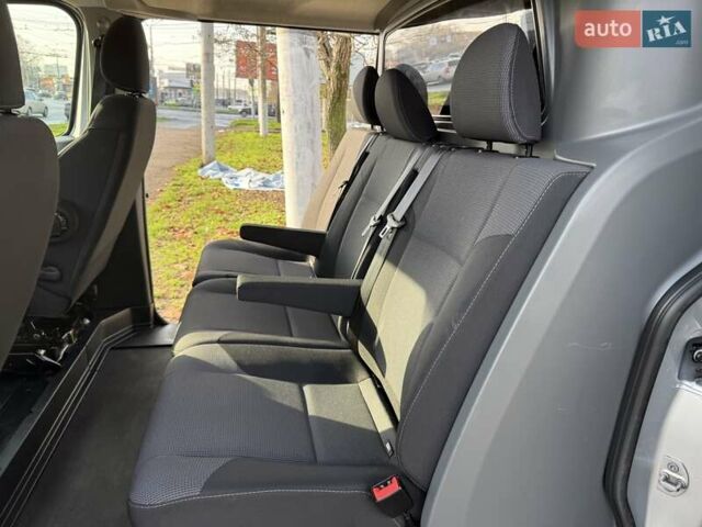 Серый Рено Трафик, объемом двигателя 2 л и пробегом 205 тыс. км за 25700 $, фото 47 на Automoto.ua