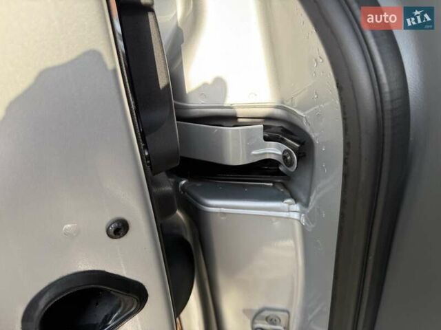 Серый Рено Трафик, объемом двигателя 2 л и пробегом 205 тыс. км за 25700 $, фото 39 на Automoto.ua