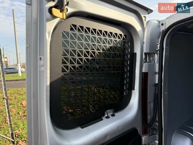 Серый Рено Трафик, объемом двигателя 2 л и пробегом 205 тыс. км за 25700 $, фото 44 на Automoto.ua