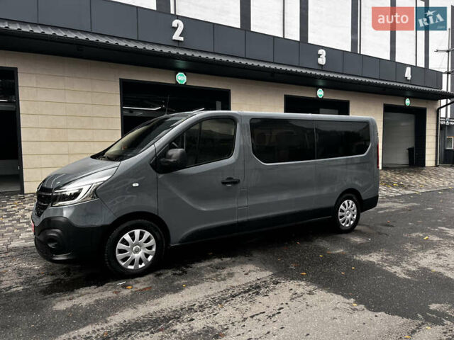 Сірий Рено Трафік, об'ємом двигуна 2 л та пробігом 227 тис. км за 26770 $, фото 3 на Automoto.ua