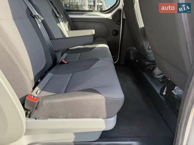 Серый Рено Трафик, объемом двигателя 2 л и пробегом 205 тыс. км за 25700 $, фото 37 на Automoto.ua