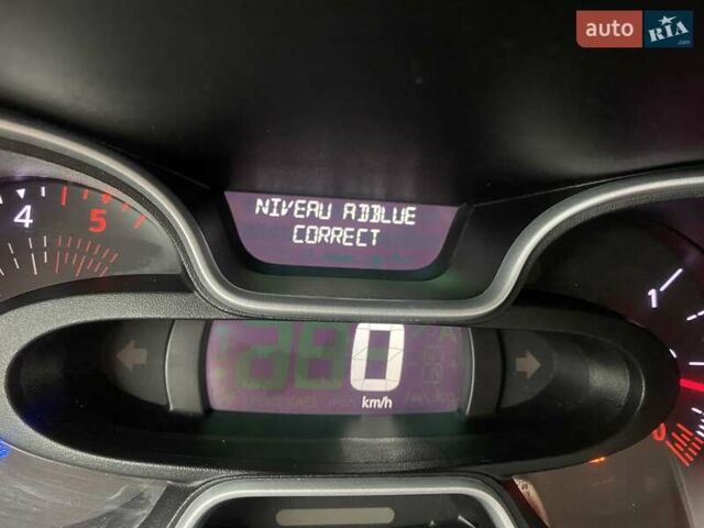 Сірий Рено Трафік, об'ємом двигуна 2 л та пробігом 210 тис. км за 21700 $, фото 4 на Automoto.ua