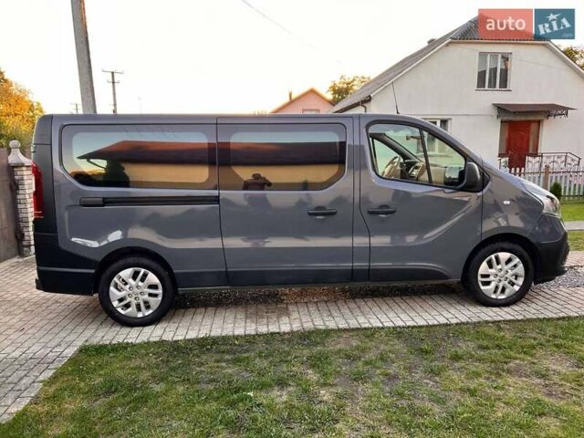 Серый Рено Трафик, объемом двигателя 2 л и пробегом 87 тыс. км за 25950 $, фото 4 на Automoto.ua