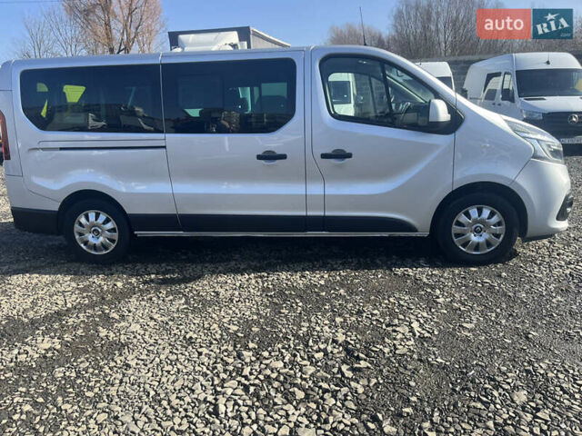 Сірий Рено Трафік, об'ємом двигуна 2 л та пробігом 233 тис. км за 23800 $, фото 5 на Automoto.ua