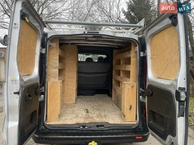 Сірий Рено Трафік, об'ємом двигуна 2 л та пробігом 210 тис. км за 21700 $, фото 10 на Automoto.ua
