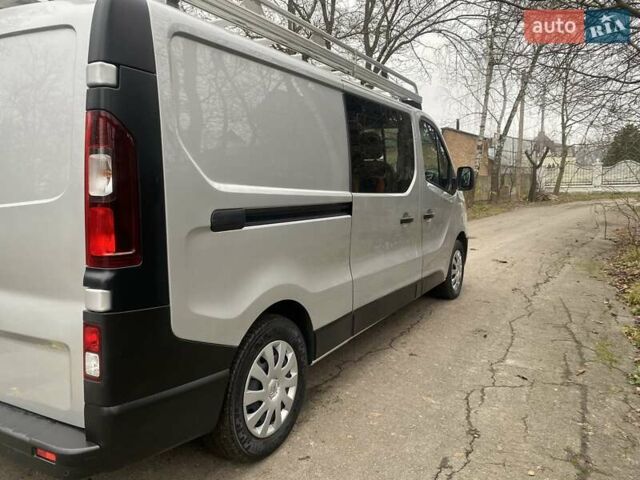 Сірий Рено Трафік, об'ємом двигуна 2 л та пробігом 210 тис. км за 21700 $, фото 15 на Automoto.ua