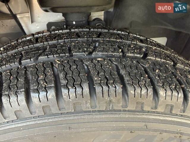 Серый Рено Трафик, объемом двигателя 2 л и пробегом 205 тыс. км за 25700 $, фото 16 на Automoto.ua