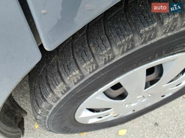 Серый Рено Трафик, объемом двигателя 2 л и пробегом 203 тыс. км за 23500 $, фото 9 на Automoto.ua