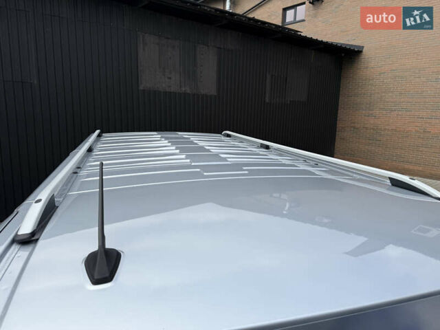 Серый Рено Трафик, объемом двигателя 2 л и пробегом 150 тыс. км за 29900 $, фото 14 на Automoto.ua