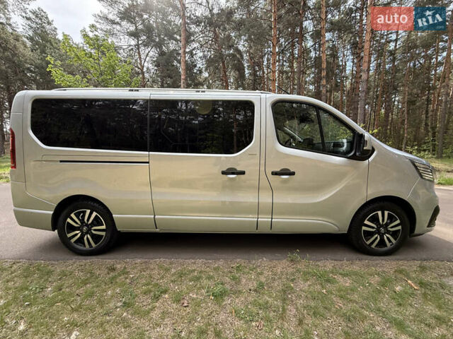 Серый Рено Трафик, объемом двигателя 2 л и пробегом 83 тыс. км за 46800 $, фото 15 на Automoto.ua