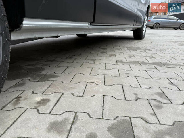 Серый Рено Трафик, объемом двигателя 2 л и пробегом 150 тыс. км за 29900 $, фото 13 на Automoto.ua