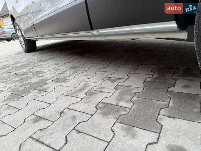 Серый Рено Трафик, объемом двигателя 2 л и пробегом 150 тыс. км за 29900 $, фото 11 на Automoto.ua