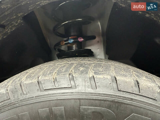 Серый Рено Трафик, объемом двигателя 2 л и пробегом 150 тыс. км за 29900 $, фото 59 на Automoto.ua