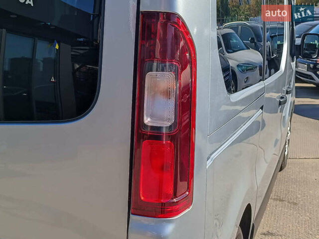 Сірий Рено Трафік, об'ємом двигуна 2 л та пробігом 192 тис. км за 30940 $, фото 15 на Automoto.ua