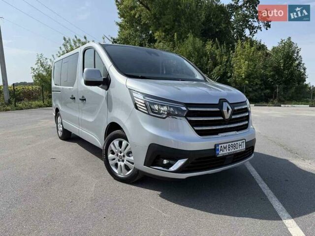 Сірий Рено Трафік, об'ємом двигуна 2 л та пробігом 68 тис. км за 39600 $, фото 9 на Automoto.ua