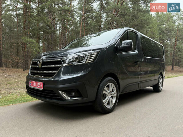 Серый Рено Трафик, объемом двигателя 2 л и пробегом 125 тыс. км за 32800 $, фото 65 на Automoto.ua