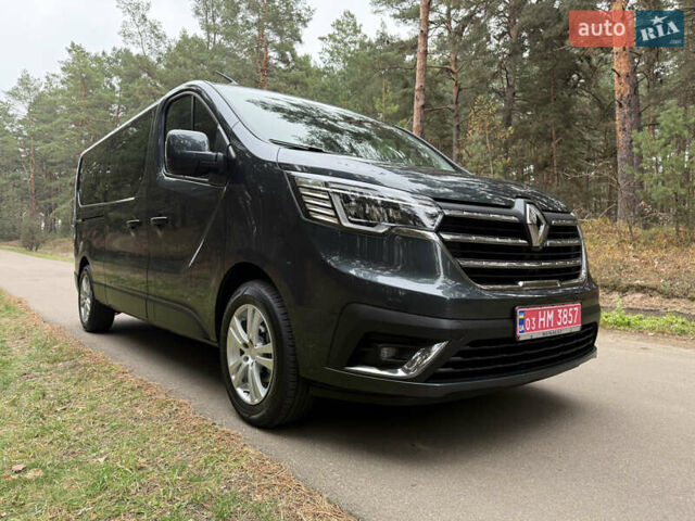 Серый Рено Трафик, объемом двигателя 2 л и пробегом 125 тыс. км за 32800 $, фото 66 на Automoto.ua