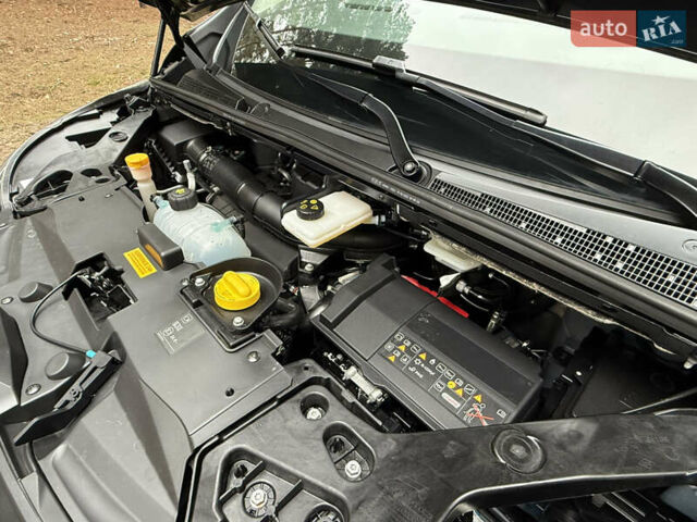 Серый Рено Трафик, объемом двигателя 2 л и пробегом 125 тыс. км за 32800 $, фото 58 на Automoto.ua