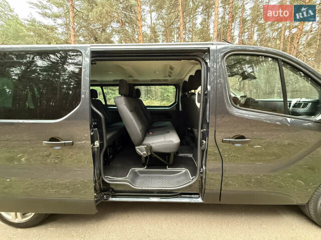 Серый Рено Трафик, объемом двигателя 2 л и пробегом 125 тыс. км за 32800 $, фото 52 на Automoto.ua