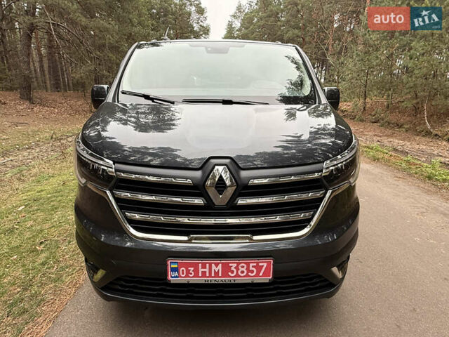 Серый Рено Трафик, объемом двигателя 2 л и пробегом 125 тыс. км за 32800 $, фото 76 на Automoto.ua