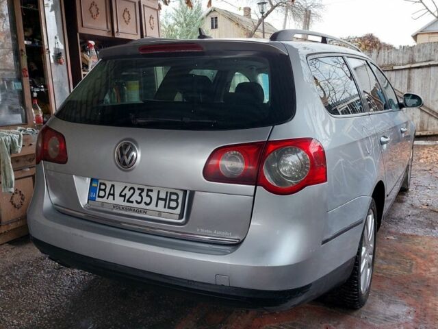 Серый Рено Трафик, объемом двигателя 2 л и пробегом 300 тыс. км за 5000 $, фото 4 на Automoto.ua