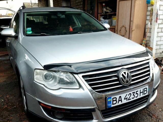 Серый Рено Трафик, объемом двигателя 2 л и пробегом 300 тыс. км за 5000 $, фото 8 на Automoto.ua