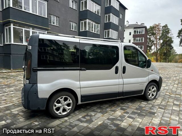 Серый Рено Трафик, объемом двигателя 1.9 л и пробегом 160 тыс. км за 6200 $, фото 3 на Automoto.ua