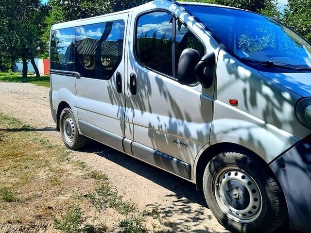 Серый Рено Трафик, объемом двигателя 1.9 л и пробегом 0 тыс. км за 8300 $, фото 6 на Automoto.ua