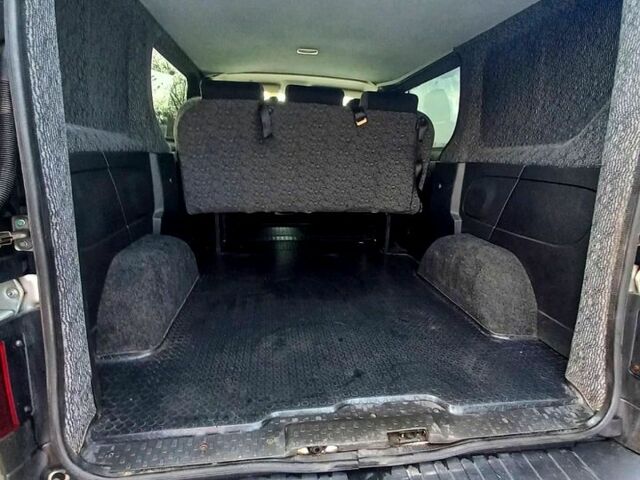 Сірий Рено Трафік, об'ємом двигуна 16 л та пробігом 211 тис. км за 14700 $, фото 8 на Automoto.ua