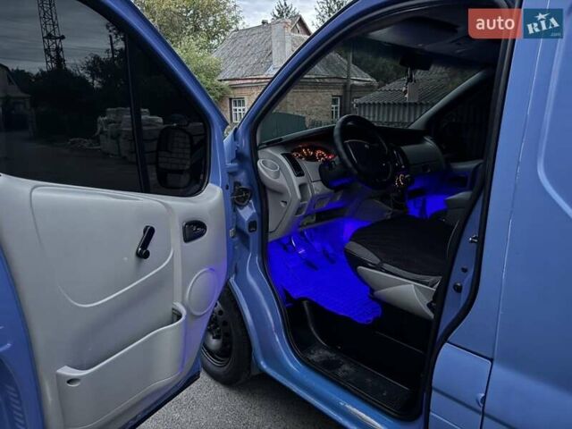 Синій Рено Трафік, об'ємом двигуна 1.87 л та пробігом 480 тис. км за 5600 $, фото 5 на Automoto.ua