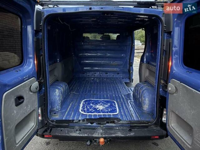 Синій Рено Трафік, об'ємом двигуна 1.87 л та пробігом 480 тис. км за 5600 $, фото 13 на Automoto.ua
