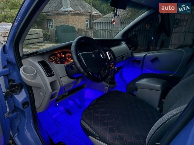 Синій Рено Трафік, об'ємом двигуна 1.87 л та пробігом 480 тис. км за 5600 $, фото 1 на Automoto.ua