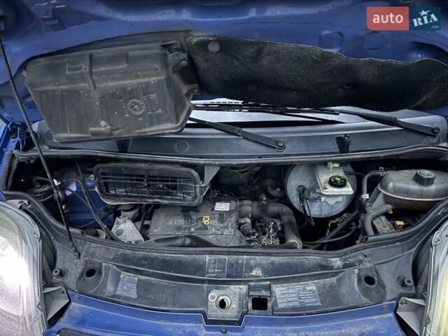 Синій Рено Трафік, об'ємом двигуна 1.87 л та пробігом 480 тис. км за 5600 $, фото 10 на Automoto.ua