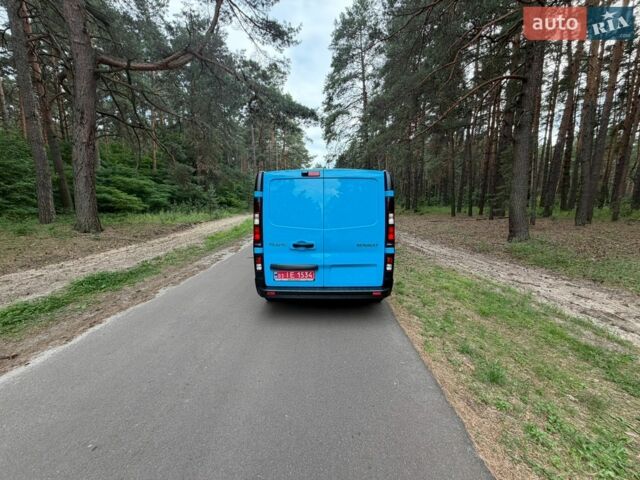 Синій Рено Трафік, об'ємом двигуна 2 л та пробігом 112 тис. км за 26800 $, фото 72 на Automoto.ua