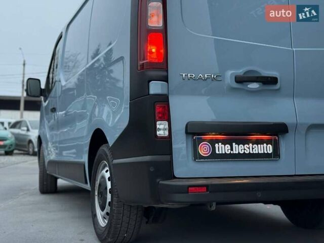 Синій Рено Трафік, об'ємом двигуна 2 л та пробігом 52 тис. км за 19700 $, фото 7 на Automoto.ua