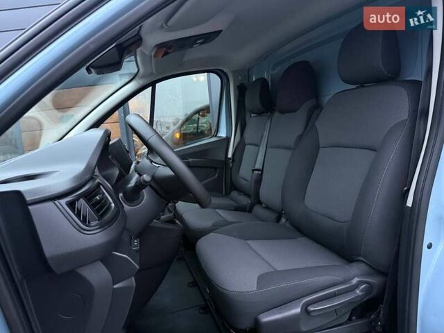 Синій Рено Трафік, об'ємом двигуна 2 л та пробігом 52 тис. км за 19700 $, фото 26 на Automoto.ua