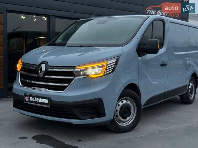 Синій Рено Трафік, об'ємом двигуна 2 л та пробігом 52 тис. км за 19700 $, фото 2 на Automoto.ua