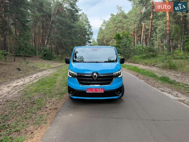 Синій Рено Трафік, об'ємом двигуна 2 л та пробігом 112 тис. км за 26800 $, фото 25 на Automoto.ua