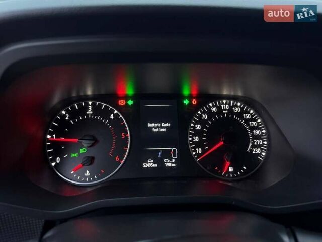 Синій Рено Трафік, об'ємом двигуна 2 л та пробігом 52 тис. км за 19700 $, фото 22 на Automoto.ua