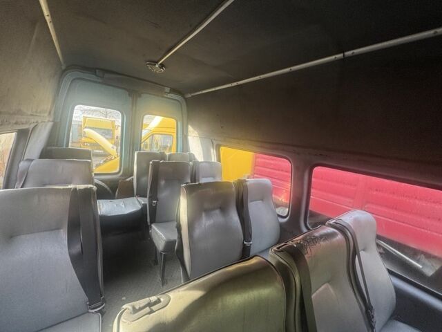 Синій Рено Трафік, об'ємом двигуна 2.5 л та пробігом 400 тис. км за 3500 $, фото 2 на Automoto.ua