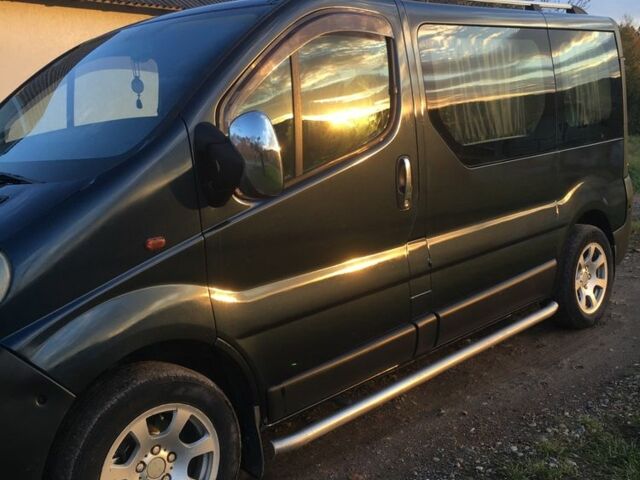 Рено Трафик 2002 в Черновцах на Automoto.ua Синий Рено Трафик, объемом двигателя 1.9 л и пробегом 438 тыс. км за 7600 $, фото 1 на Automoto.ua